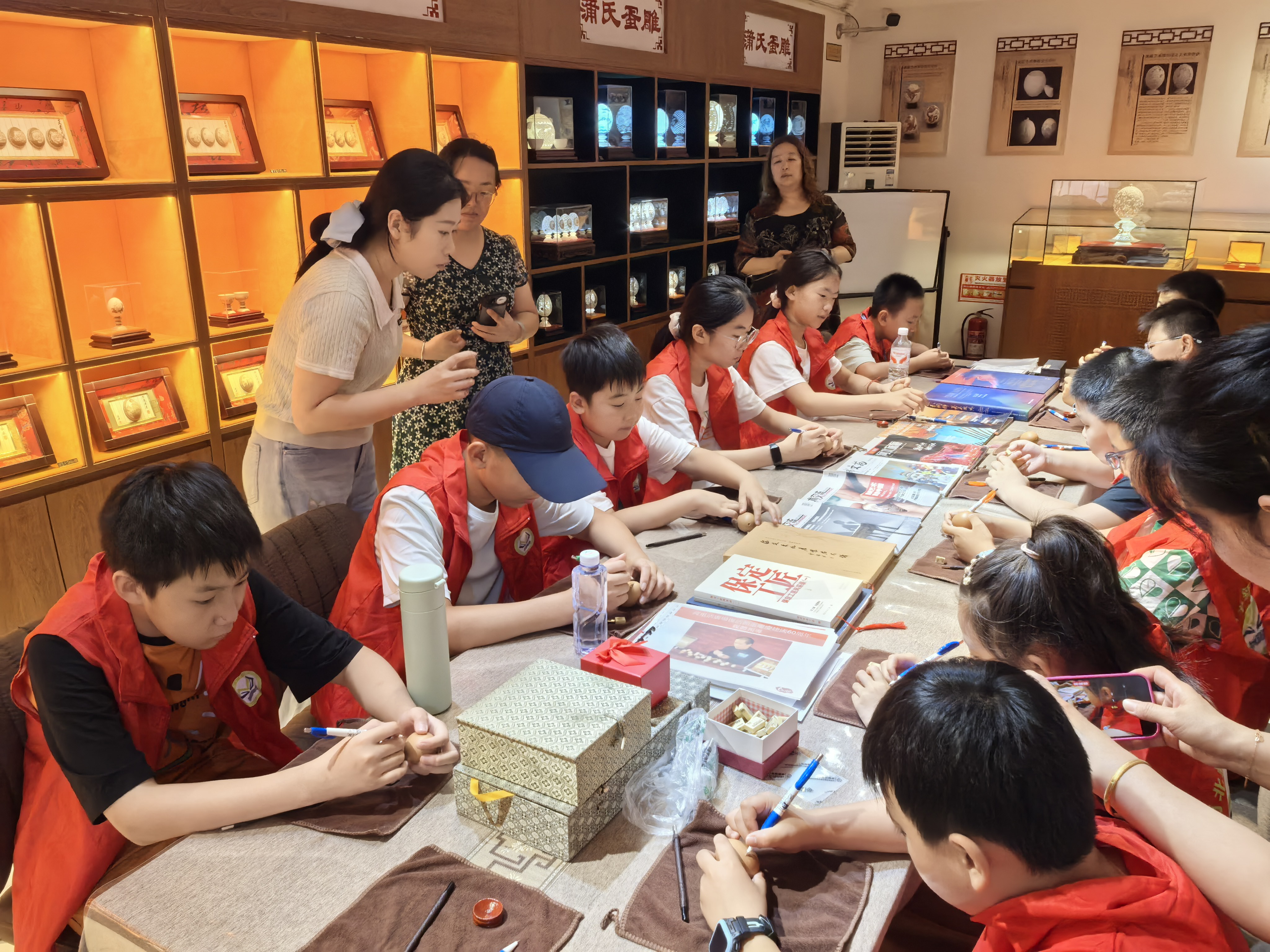 【研学活动】涿州新华书店：指尖传非遗 蛋壳蕴匠心